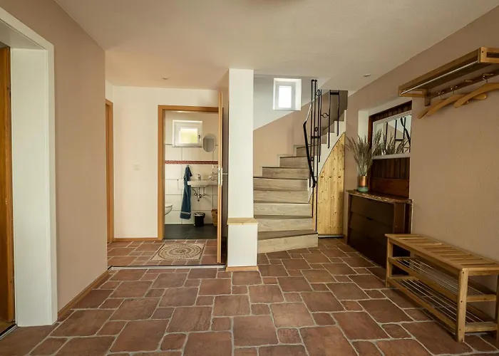 Zum Waldrand Semesterbostad *